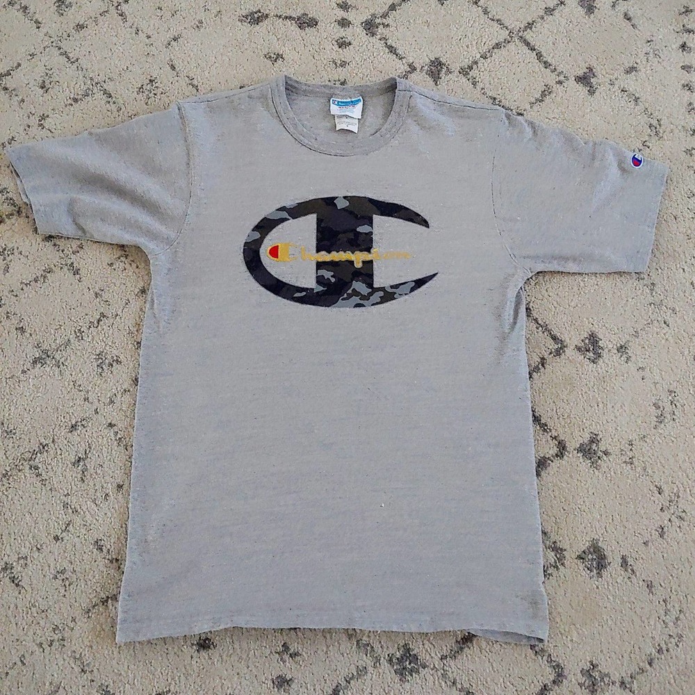 Vintage champion embroidered camo shirt
